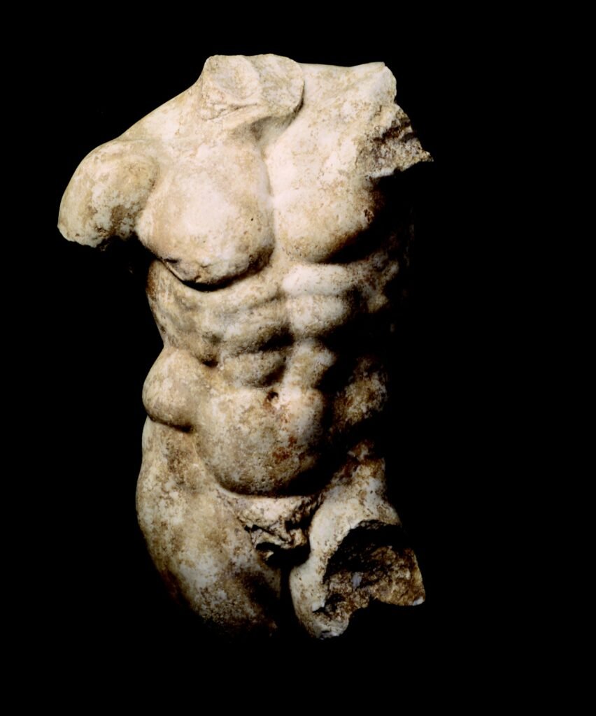 Torso de Heracles. Mármol. Roma, siglo II